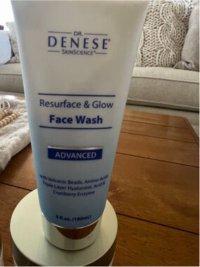 New Dr. Denese Resurface & Glow Face Wash 6oz White Blue